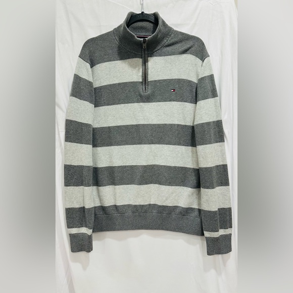 Tommy Hilfiger Men 1/2 Half Zip Mock Turtle Neck Stripe Sweater  Size‎ XL - Picture 1 of 7